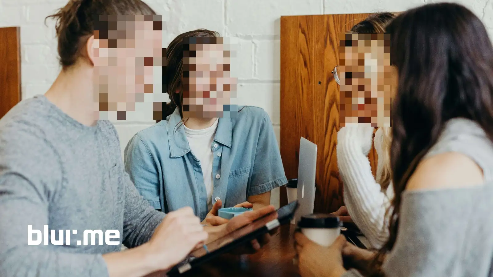 モザイクぼかし効果をオンラインで作成する方法(アプリのダウンロードなし)